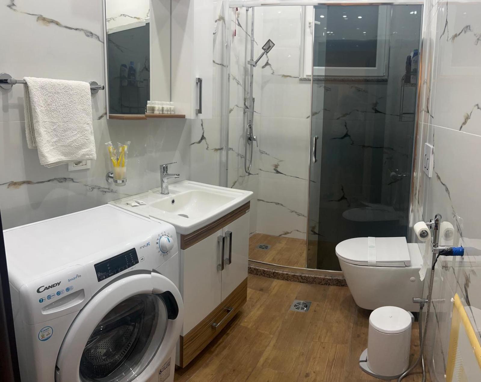 B&B Kroni 1 Shkoder Ngoại thất bức ảnh