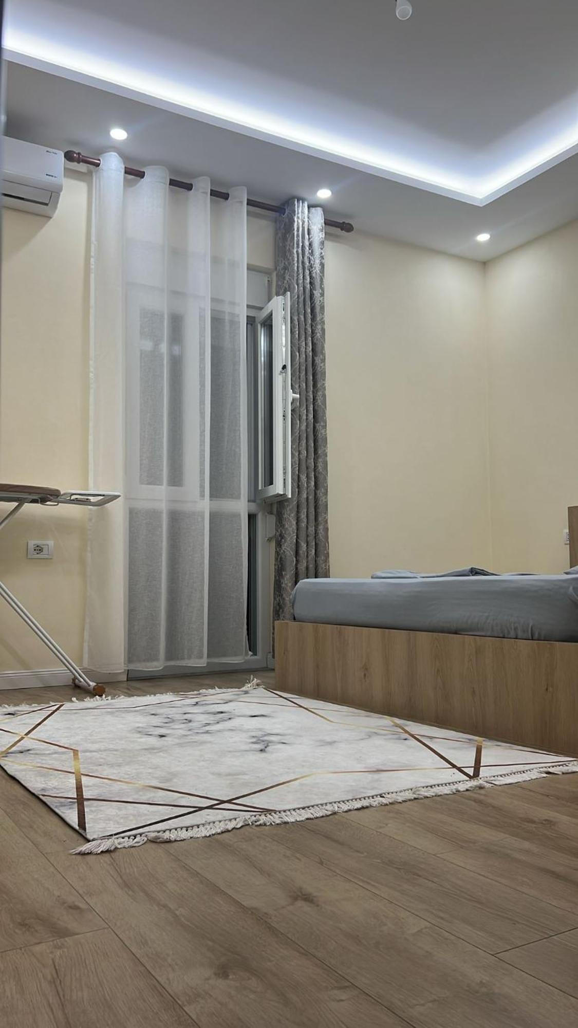 B&B Kroni 1 Shkoder Ngoại thất bức ảnh