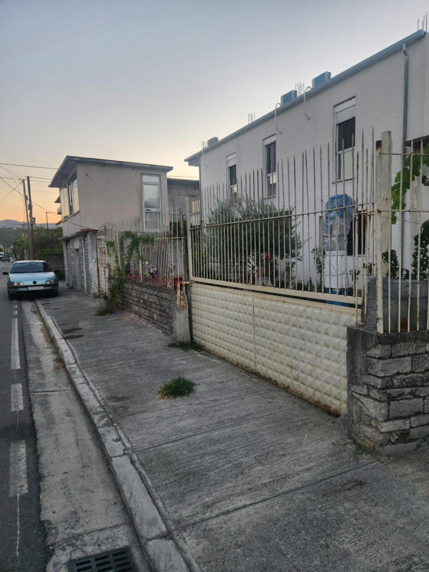 B&B Kroni 1 Shkoder Ngoại thất bức ảnh