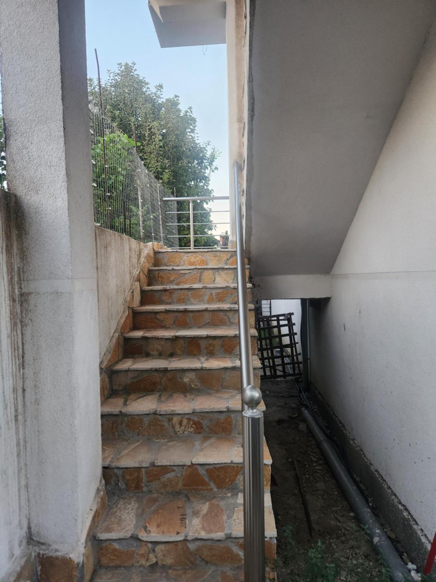 B&B Kroni 1 Shkoder Ngoại thất bức ảnh